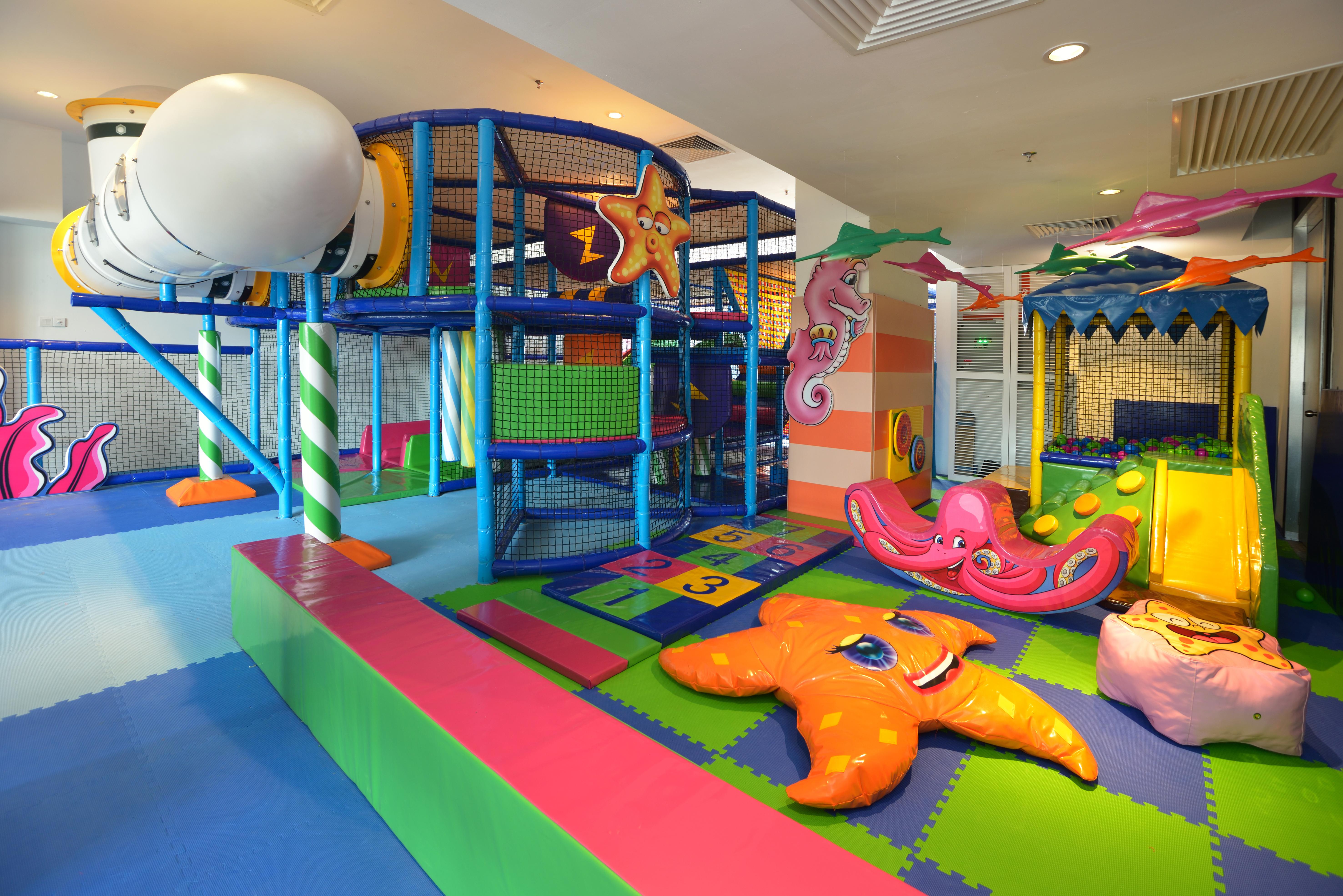 Lexis Suites Penang Байан-Лепас Екстер'єр фото An indoor playground in the United Arab Emirates