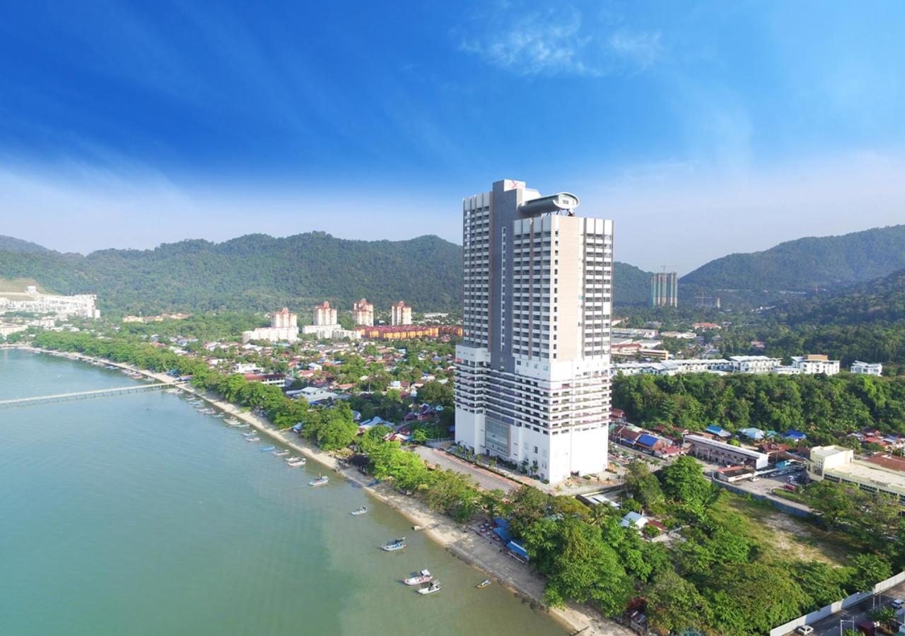 Lexis Suites Penang Байан-Лепас Екстер'єр фото Royal Paragon Hotel