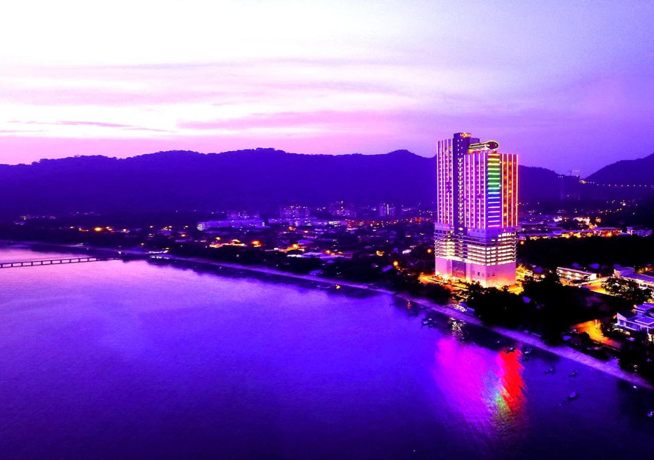Lexis Suites Penang Байан-Лепас Екстер'єр фото The Bertam River